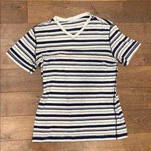 Lululemon Men’s Striped V Neck